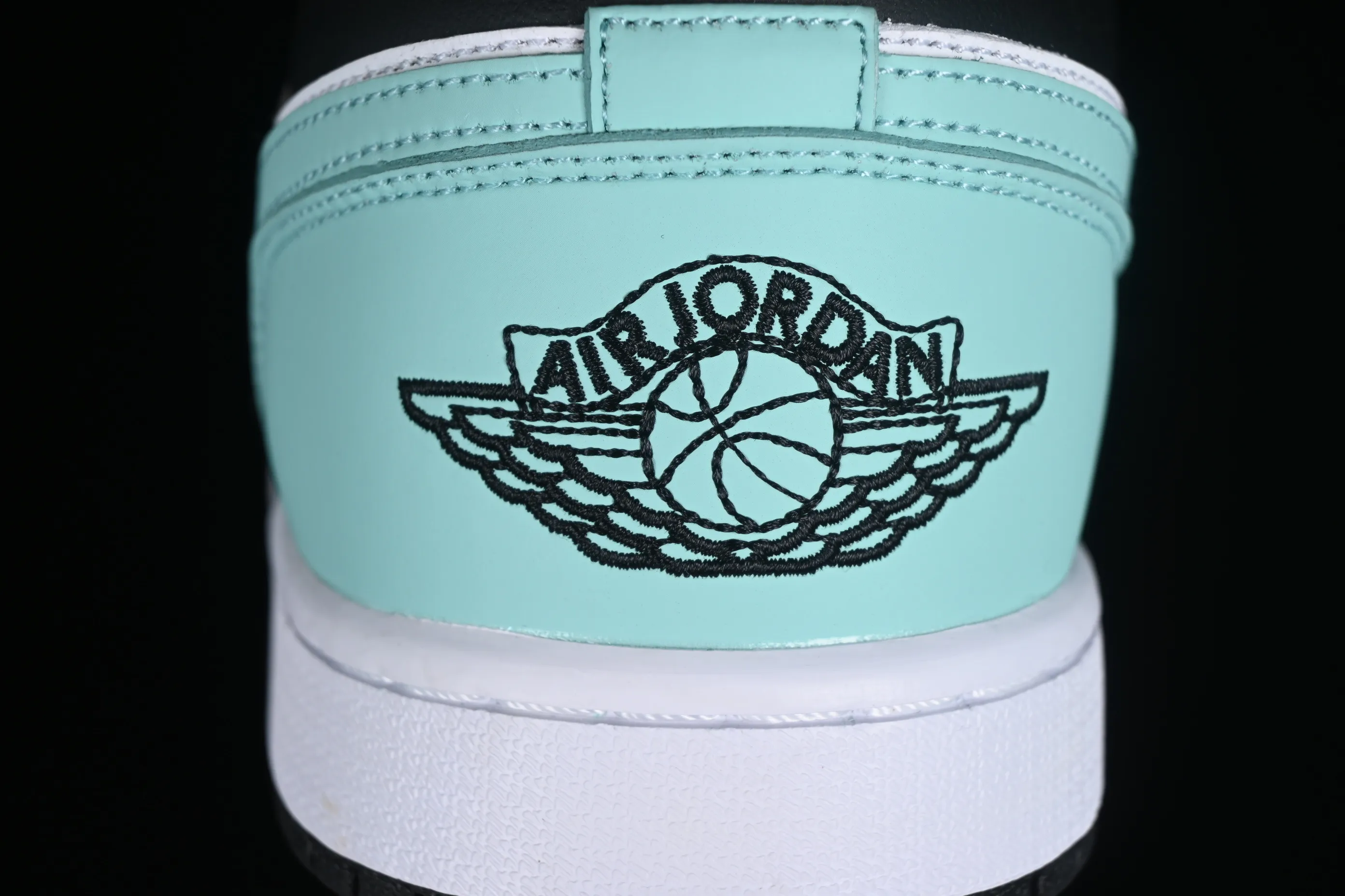 All categories Air Jordan Jordan series basketball shoes Air Jordan 1 Low Air Jordan 1 Low AJ1 Joe 1 mint black green low-top cultural basketball shoes 553558-131